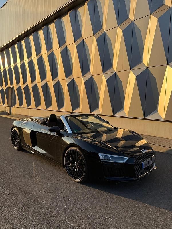 Schwarz Gebraucht 2017 Audi R8 Spyder Sport Cabrio | 125.000 € (Fairer Preis) - Bild 1/1