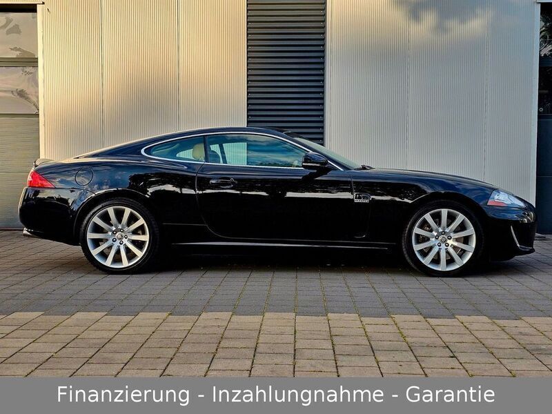 Gebraucht Jaguar XK 385 PS (283 kW) 2010 Ultimate black . Coupé