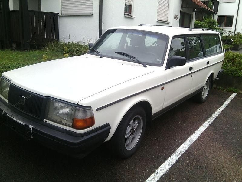 Gebraucht Volvo 245 116 PS (85 kW) 1993 Weiß Kombi