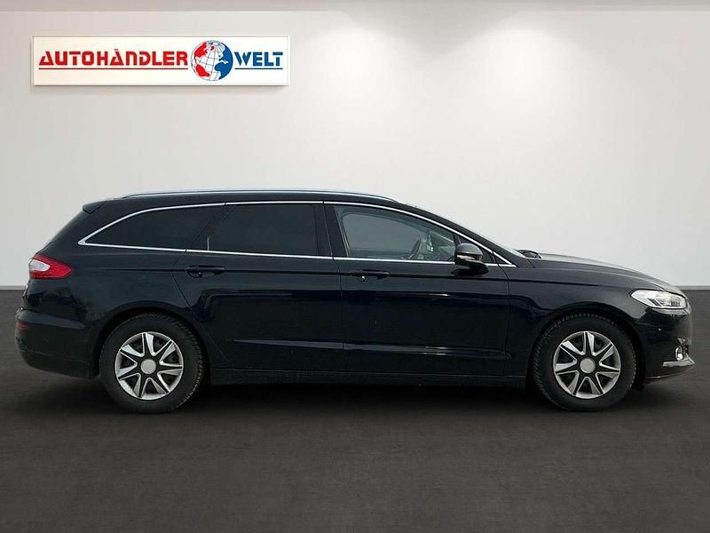 Gebraucht Ford Mondeo Titanium 150 PS (110 kW) 2016 Schwarz Kombi