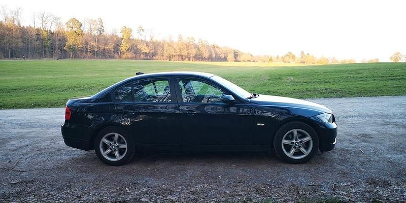 Gebraucht BMW 320 150 PS (110 kW) 2006 Schwarz Limousine