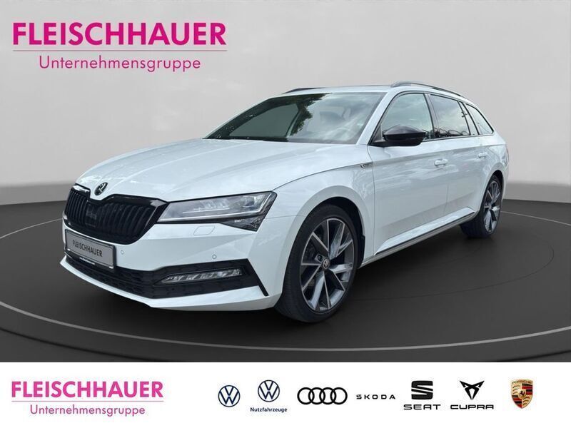 Weiss Gebraucht 2021 Skoda Superb SportLine Kombi | 25.880 € (Guter Preis) - Bild 1/4