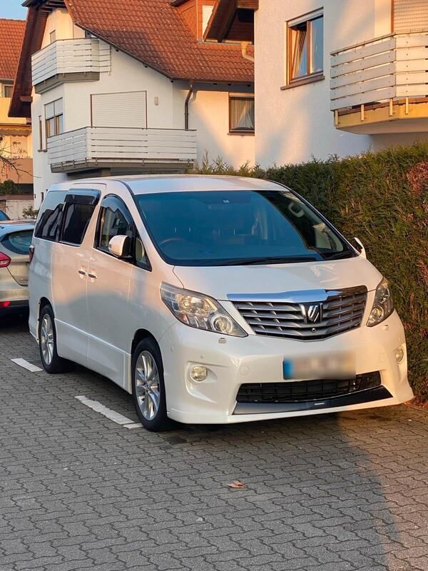 Weiß Gebraucht 2008 Toyota Alphard Van / Kleinbus | 20.000 € - Bild 1/4