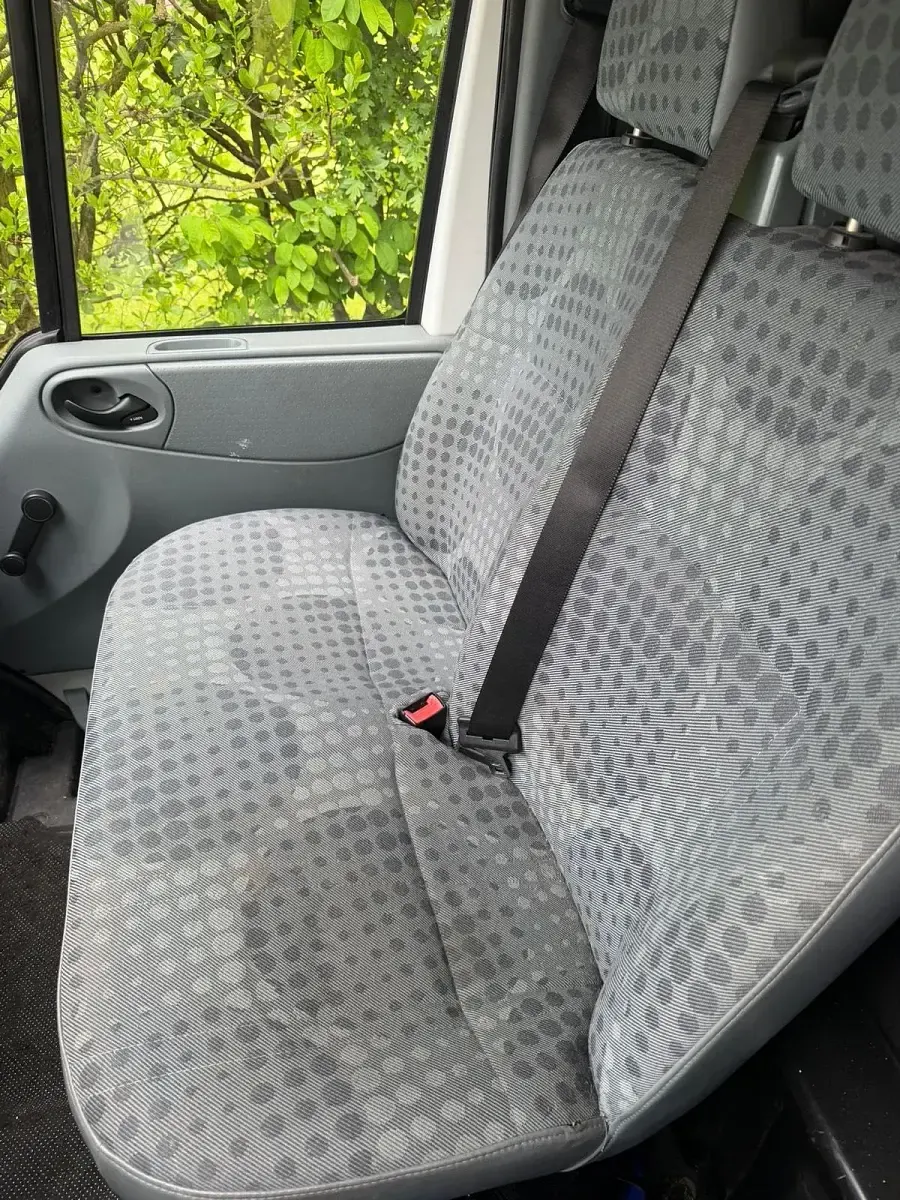 Używany Ford Transit 110 KM (80 kW) 2006 Biały Minivan
