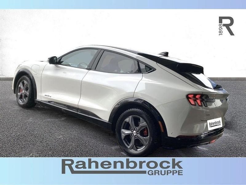 Gebraucht Ford Mustang Mach-E Premium 197 kW (269 PS) 2023 Weiß SUV