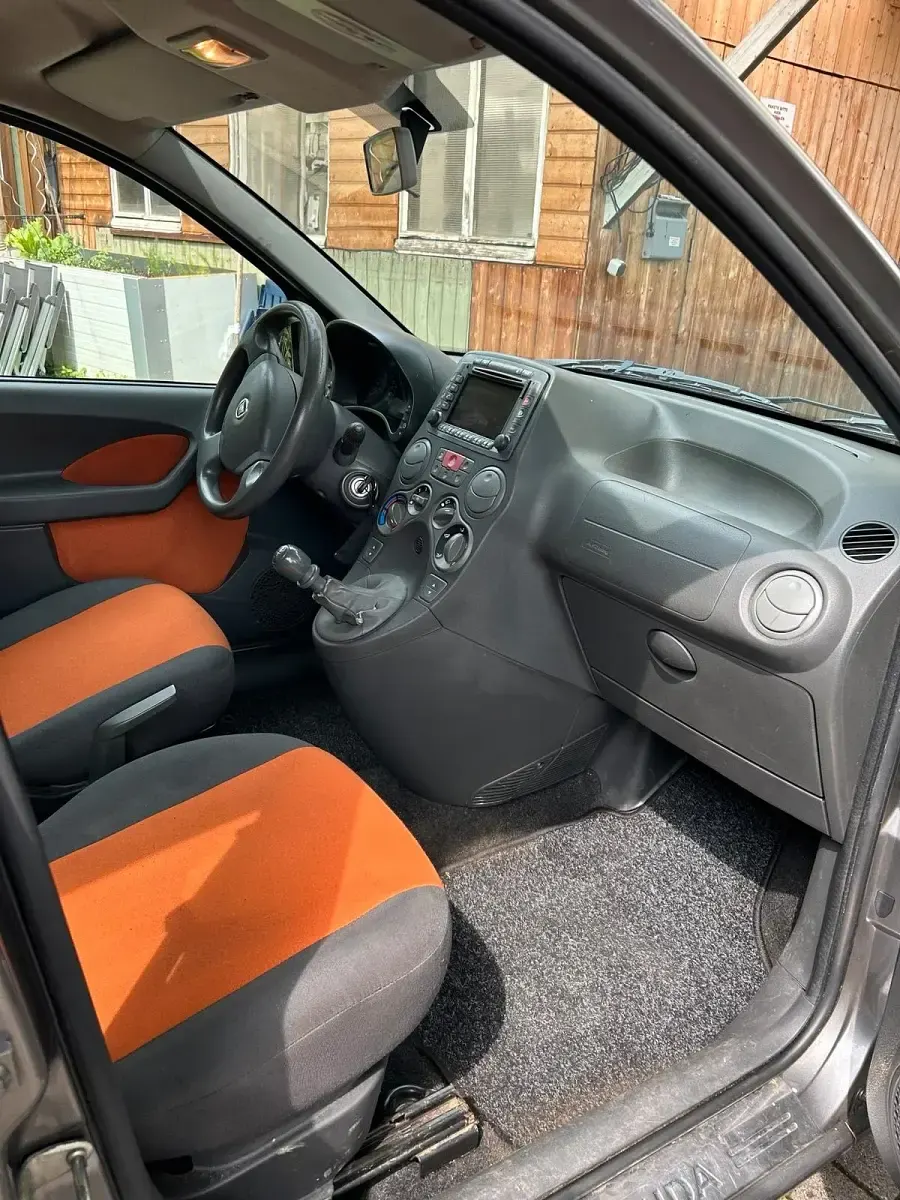 Gebraucht Fiat Panda 50 PS (36 kW) 2007 Silber Kleinwagen