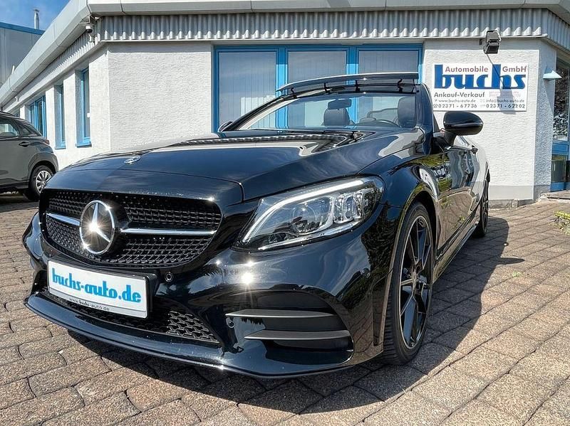 Gebraucht Mercedes C200 AMG line 184 PS (135 kW) 2022 Schwarz Cabrio