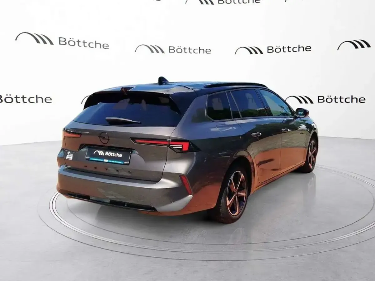Gebraucht Opel Astra 131 PS (96 kW) 2025 Grau Kleinwagen