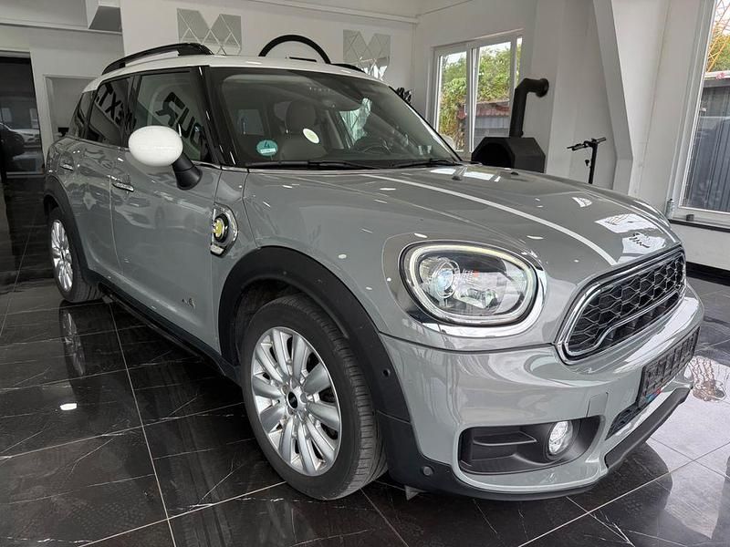 Grau Gebraucht 2018 Mini Cooper S Countryman SUV | 19.900 € (Etwas zu teuer) - Bild 1/4