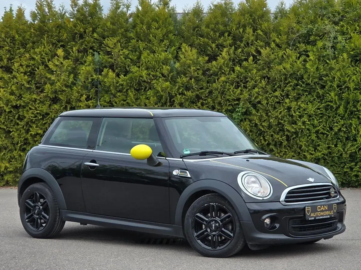 Käytetty Mini ONE 75 HP (55 kW) 2013 Musta Viistoperä