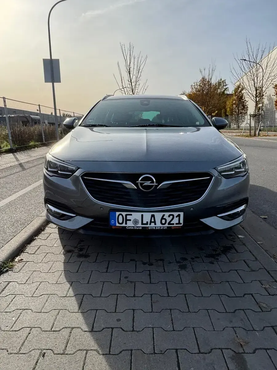 Usata Opel Insignia Exklusiv 165 CV (121 kW) 2019 Grigio Station wagon