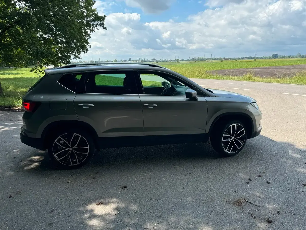 Gebraucht Seat Ateca 4Drive 190 PS (139 kW) 2016 Grau SUV
