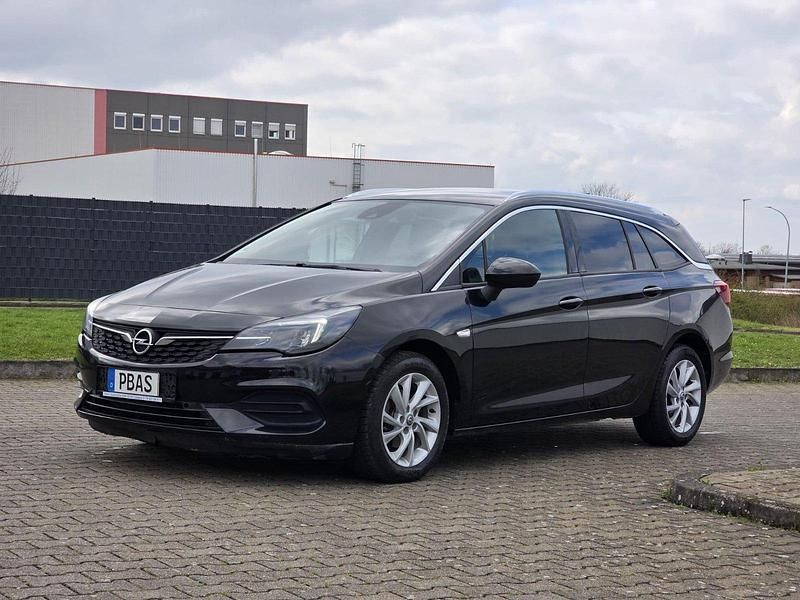 Gebraucht Opel Astra Basis 110 PS (80 kW) 2020 Schwarz Kombi