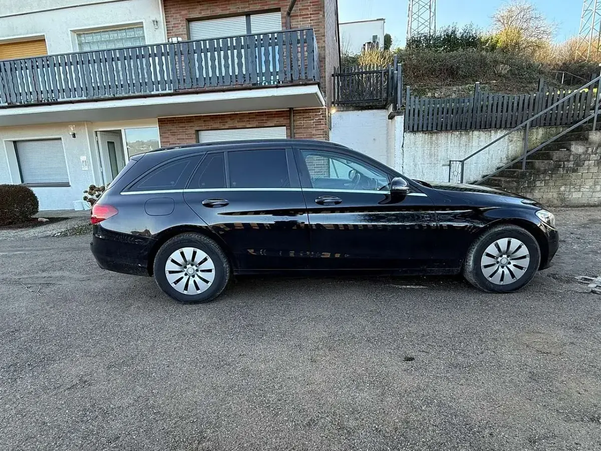 Gebraucht Mercedes C220 170 PS (125 kW) 2016 Schwarz Kombi