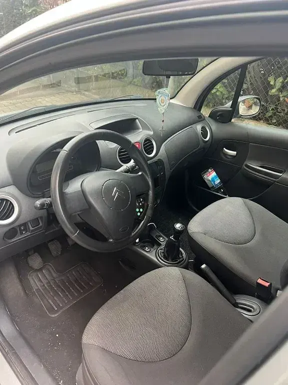 Gebraucht Citroën C3 Attraction 60 PS (44 kW) 2009 Grau Limousine