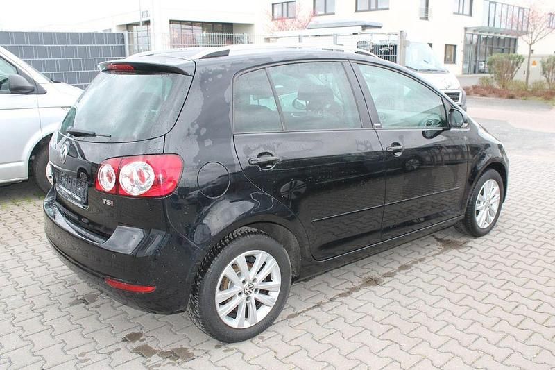 Gebraucht VW Golf Plus Cross Style 122 PS (89 kW) 2012 Schwarz Van / Kleinbus