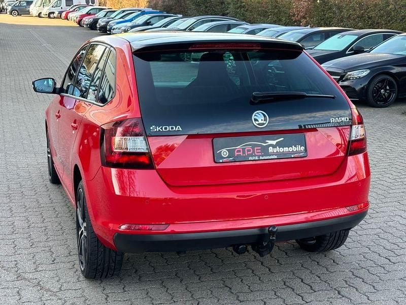 Gebraucht Skoda Rapid 116 PS (85 kW) 2015 Rot Kleinwagen