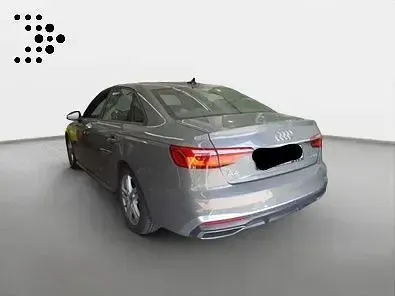 Gebraucht Audi A4 S-Line 204 PS (150 kW) 2023 Chronosgrau metallic Limousine