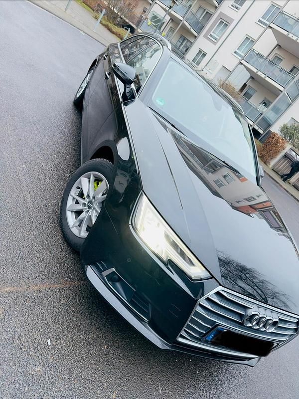 Gebraucht Audi A4 Ambiente 150 PS (110 kW) 2018 Schwarz Kombi