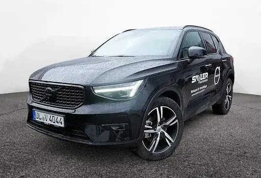 Gebraucht Volvo XC40 Plus 197 PS (144 kW) 2025 Schwarz SUV