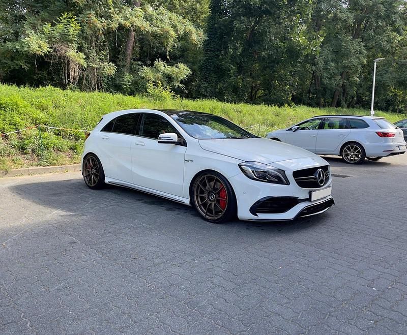 Gebraucht Mercedes A45 AMG AMG 381 PS (280 kW) 2017 Weiß Limousine