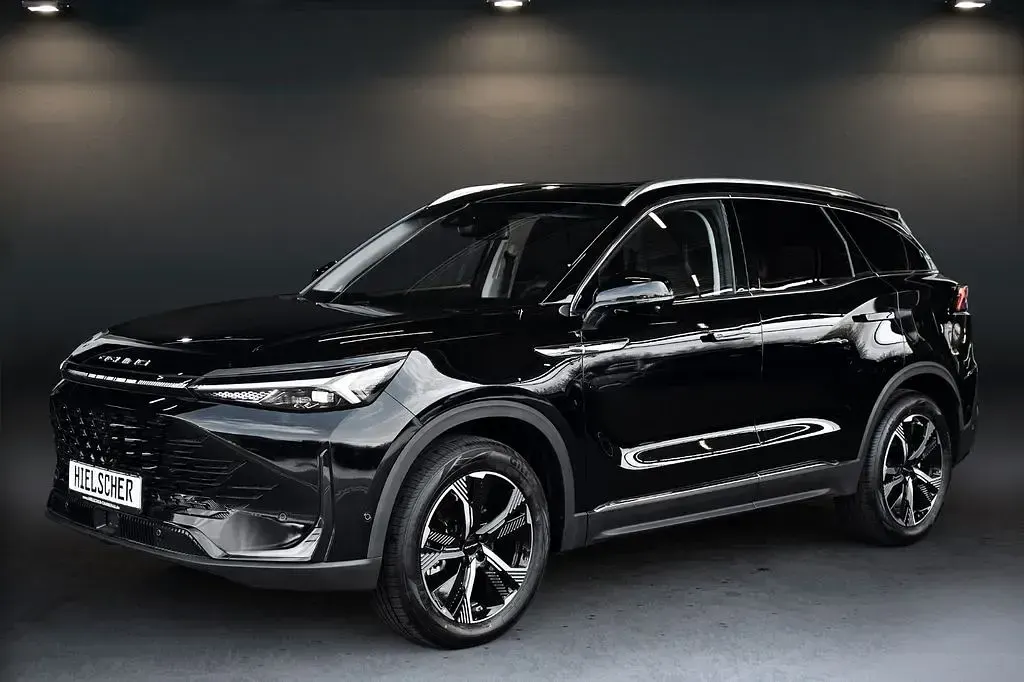 Nowe Baic X75 177 KM (130 kW) 2025 Czarny SUV