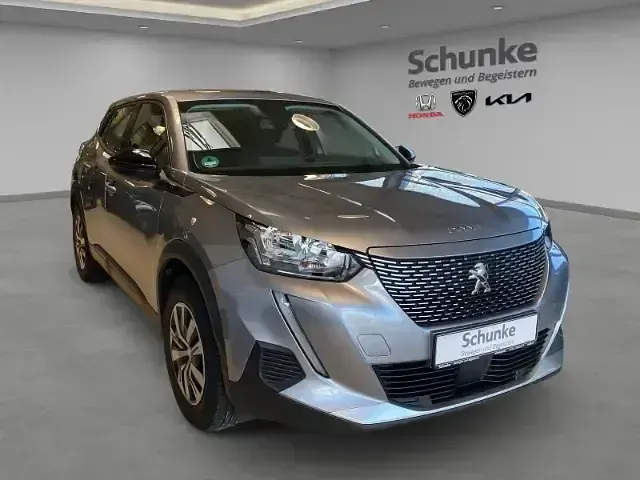 Gebraucht Peugeot e-2008 Active 100 kW (136 PS) 2022 Grau SUV