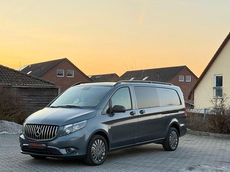 Gebraucht Mercedes Vito 190 PS (139 kW) 2015 Grau Van