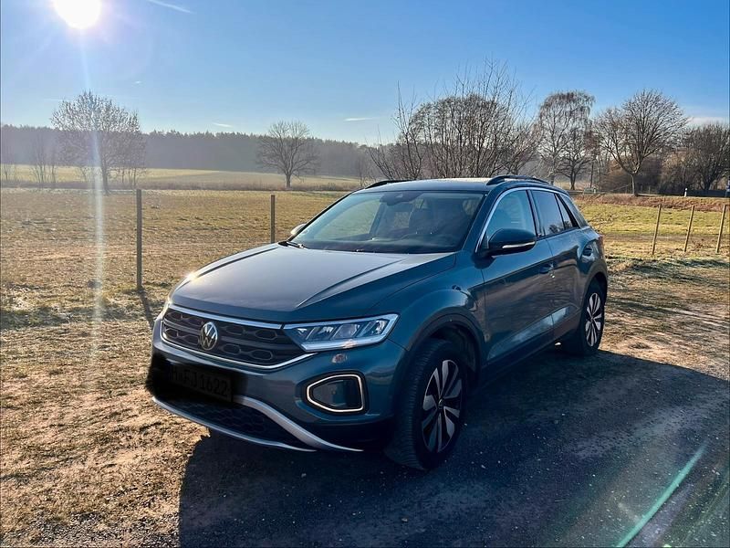 Andere farben Gebraucht 2023 VW T-Roc Life SUV | 24.000 € (Fairer Preis) - Bild 1/4