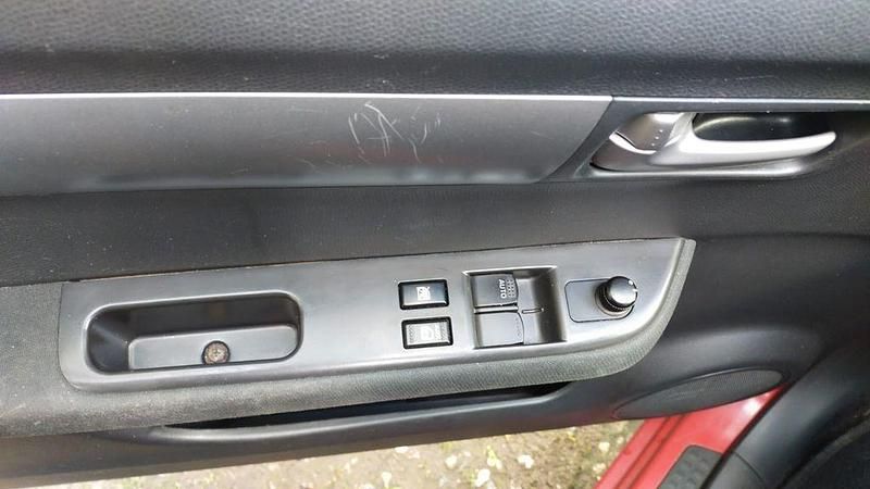 Gebraucht Suzuki Swift 102 PS (75 kW) 2008 Rot Kleinwagen