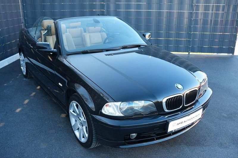 Gebraucht BMW 318 Cabriolet Sport Line 143 PS (105 kW) 2003 Schwarz Cabrio
