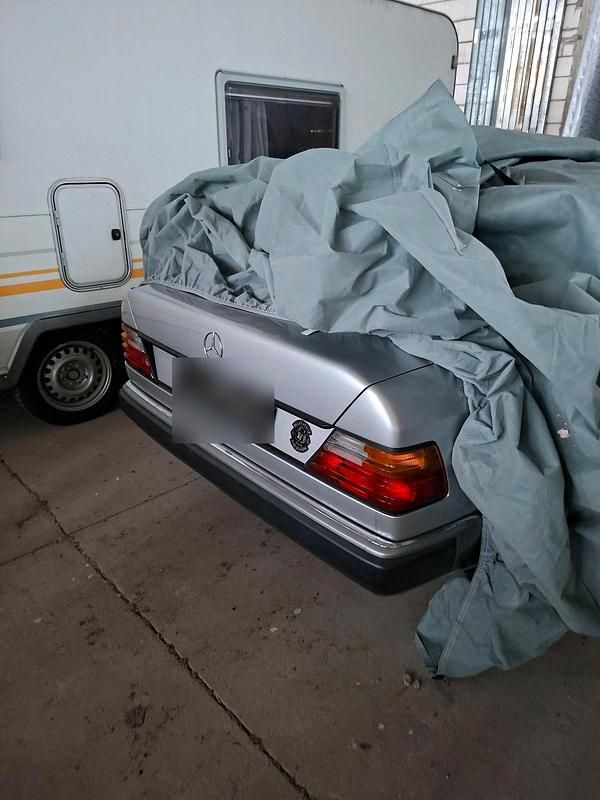 Gebraucht Mercedes E250 1992 Limousine