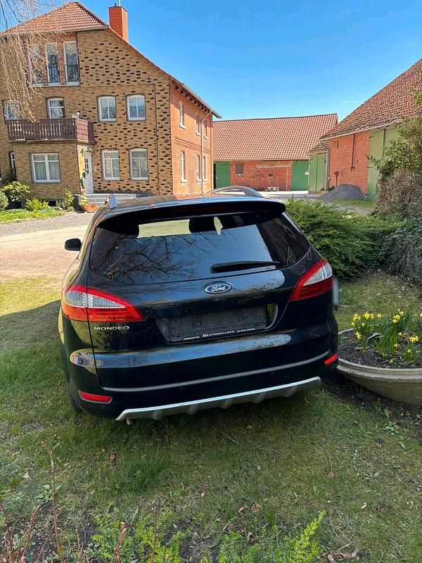 Gebraucht Ford Mondeo S 145 PS (106 kW) 2010 Schwarz Kombi
