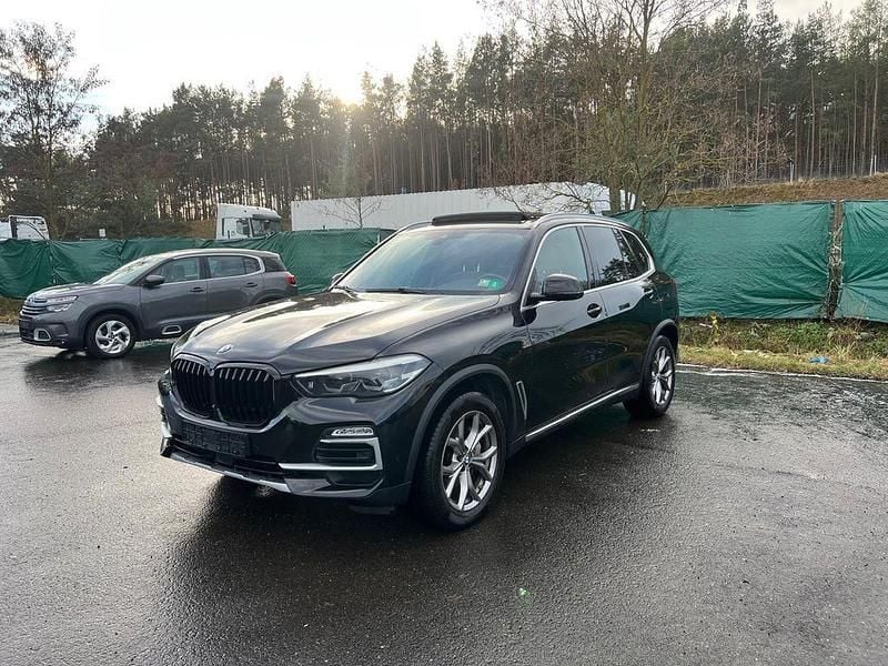 Schwarz Gebraucht 2020 BMW X5 Sport Line SUV | 28.800 € (Superpreis) - Bild 1/4
