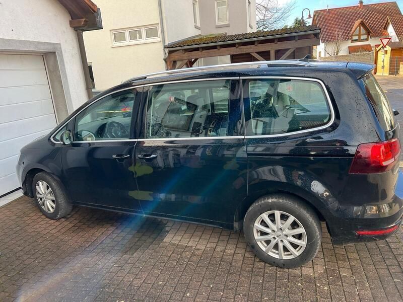 Schwarz Gebraucht 2020 VW Sharan Van / Kleinbus | 29.000 € (Fairer Preis) - Bild 1/4