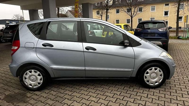 Gebraucht Mercedes A150 95 PS (69 kW) 2007 Horizontblau Limousine