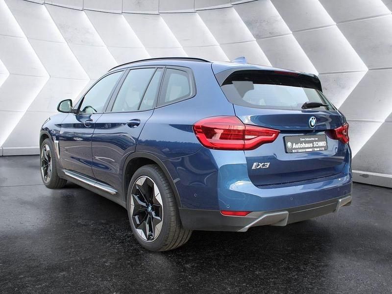 Używany BMW iX3 Impressive 210 kW (286 KM) 2022 Niebieski SUV