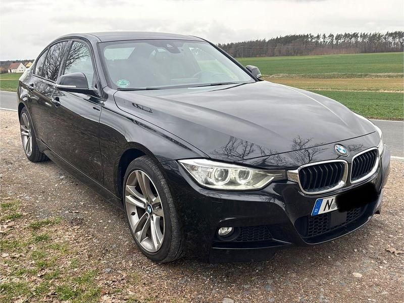 Gebraucht BMW 320 Shadowline 184 PS (135 kW) 2012 Schwarz Limousine