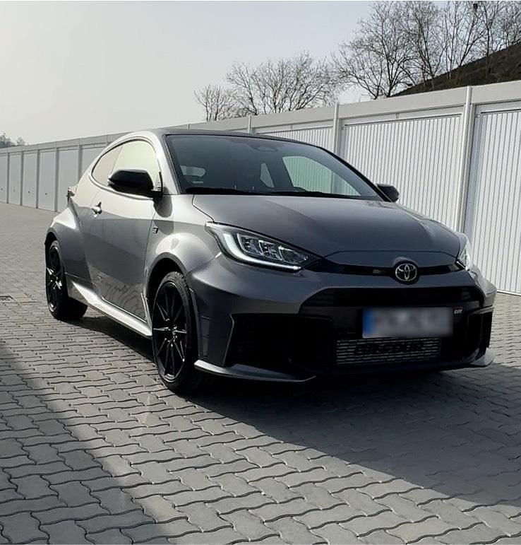 Gebraucht Toyota Yaris 280 PS (205 kW) 2024 Grau Kleinwagen