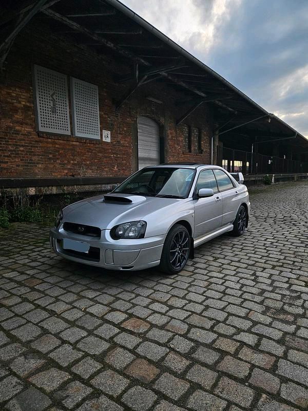 Silber Gebraucht 2004 Subaru Impreza Limousine | 21.499 € - Bild 1/4