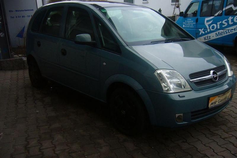 Gebraucht Opel Meriva 101 PS (74 kW) 2005 Grün Van / Kleinbus