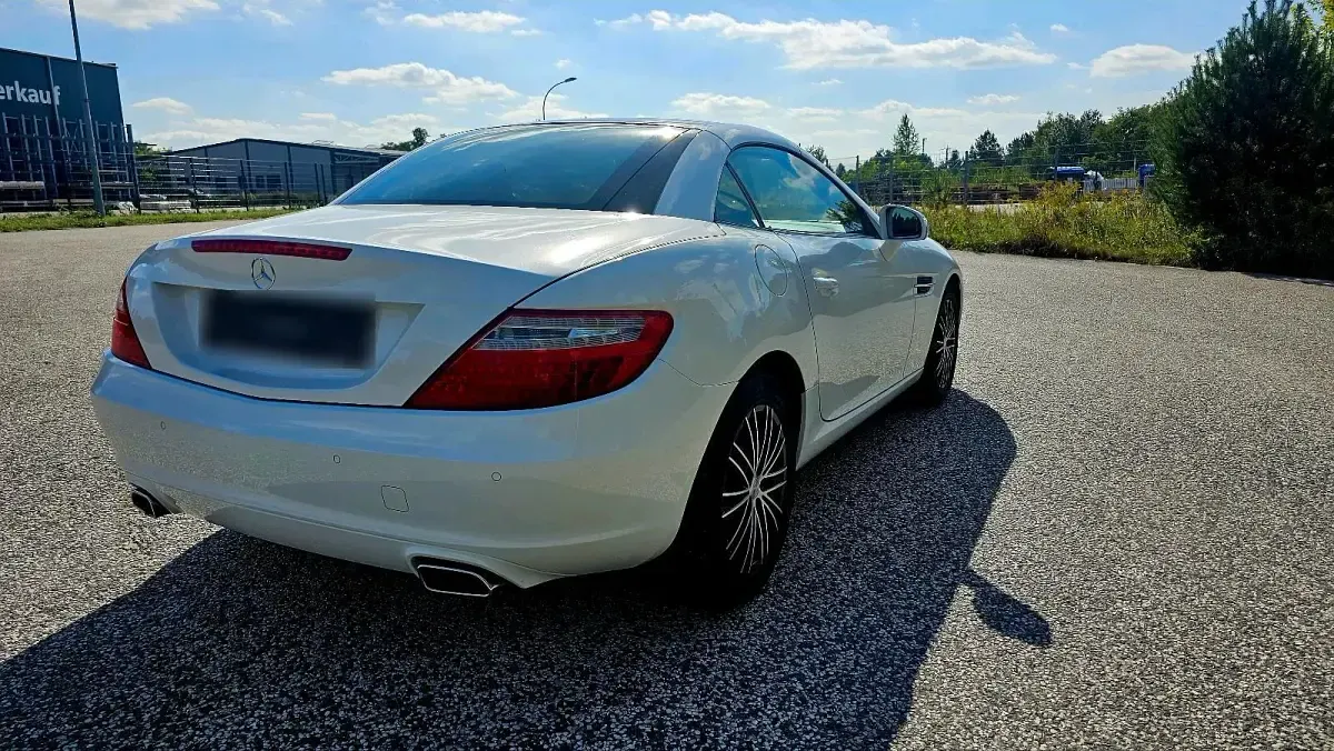 Second-hand Mercedes SLK200 184 CP (135 kW) 2014 Alb Cabrio