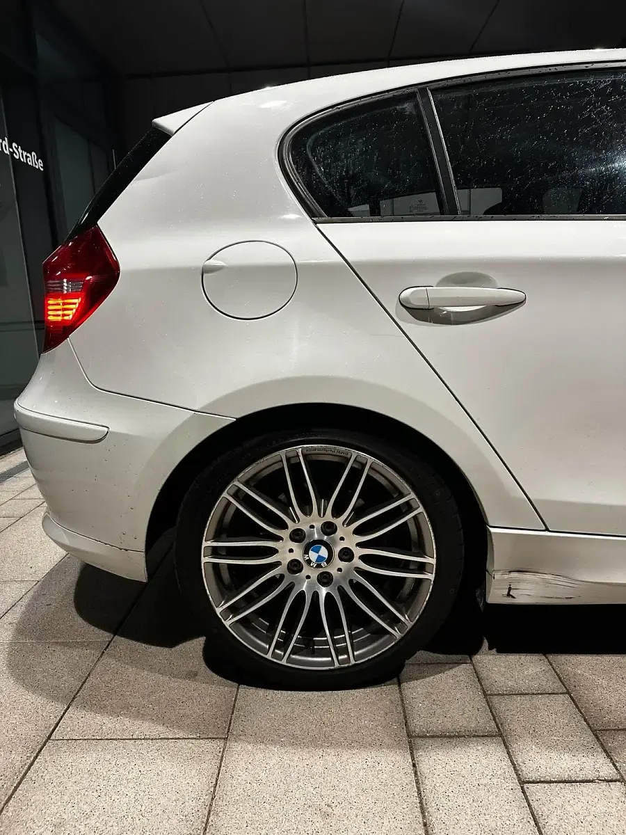 Gebraucht BMW 116 M Performance 116 PS (85 kW) 2011 Weiß Kleinwagen