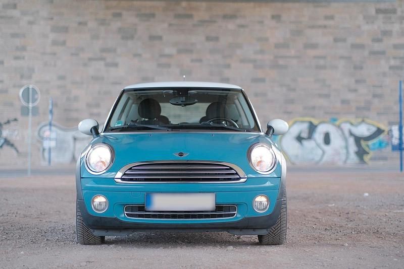 Gebraucht Mini Cooper 120 PS (88 kW) 2009 Andere farben Kleinwagen