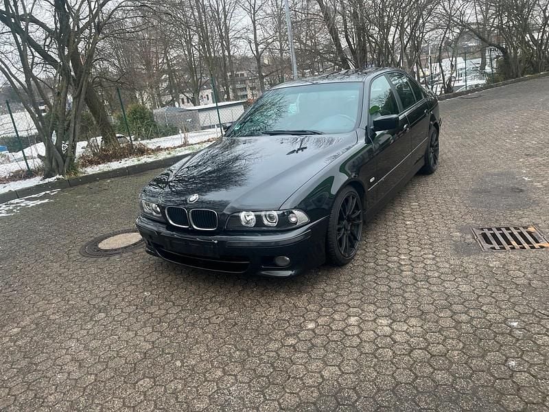 Schwarz Gebraucht 2000 BMW 523 Limousine | 3.700 € (Fairer Preis) - Bild 1/4