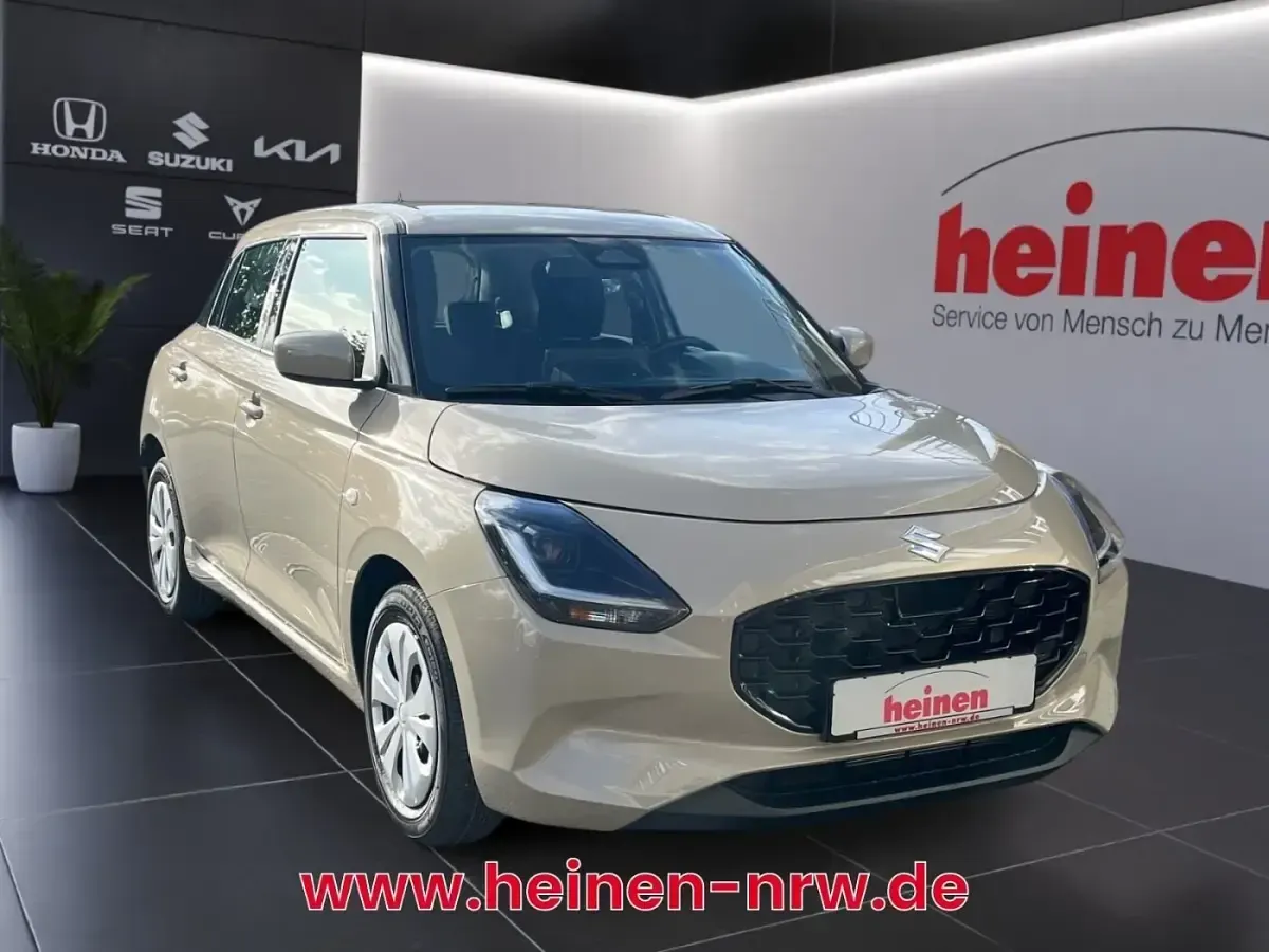 Neu Suzuki Swift Comfort 83 PS (61 kW) 2026 Beige Kleinwagen