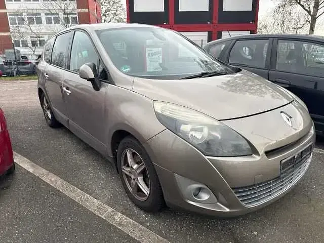 Gebraucht Renault Scénic III Dynamique 131 PS (96 kW) 2010 Kombi