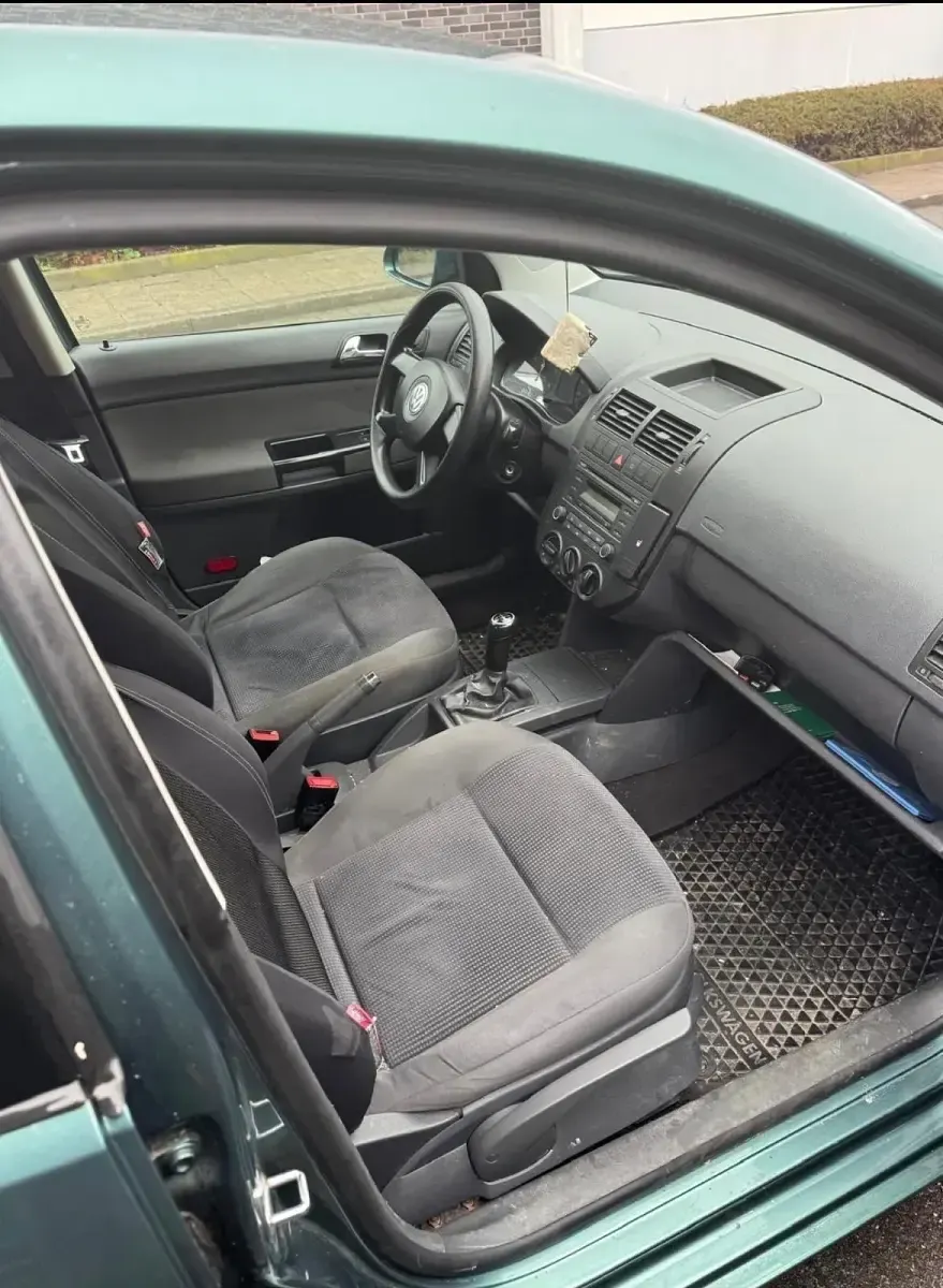 Gebraucht VW Polo 80 PS (58 kW) 2005 Grün Kleinwagen
