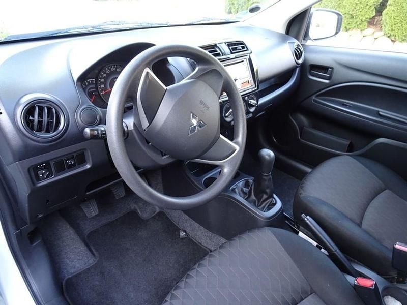 Second-hand Mitsubishi Space Star 71 CP (52 kW) 2020 Alb Hatchback