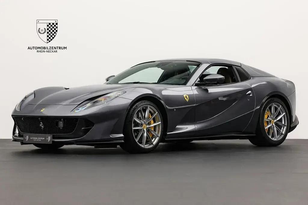 Gebraucht Ferrari 812 799 PS (587 kW) 2023 Grau Cabrio